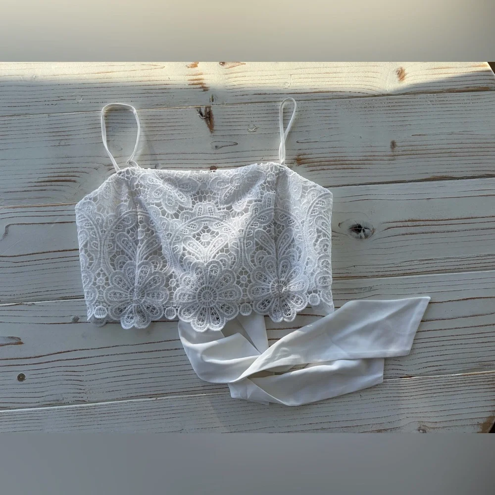 Abercrombie Ultra Cropped Lace Squareneck Set Top NWT - Picture 10 of 10